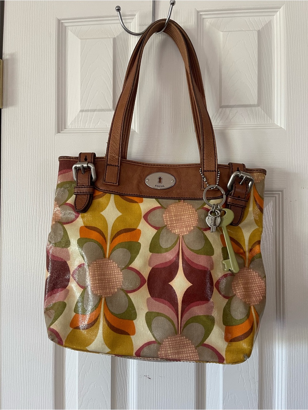Fossil Retro Floral Shoulder Bag in Brown, Green, Pink and Orange
